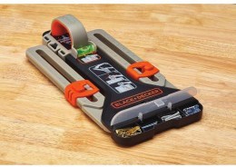 BLACK + DECKER Picture Hanging Tool Kit-----